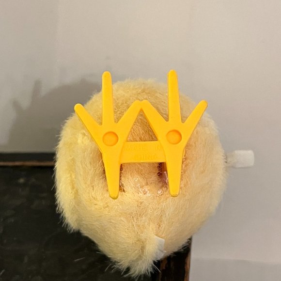 Wind-up Chick and Hen Laying Eggs - Picture 6 of 6